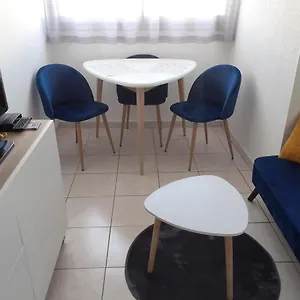 Appartement L'escale Marine : Centre Ville/, Bandol